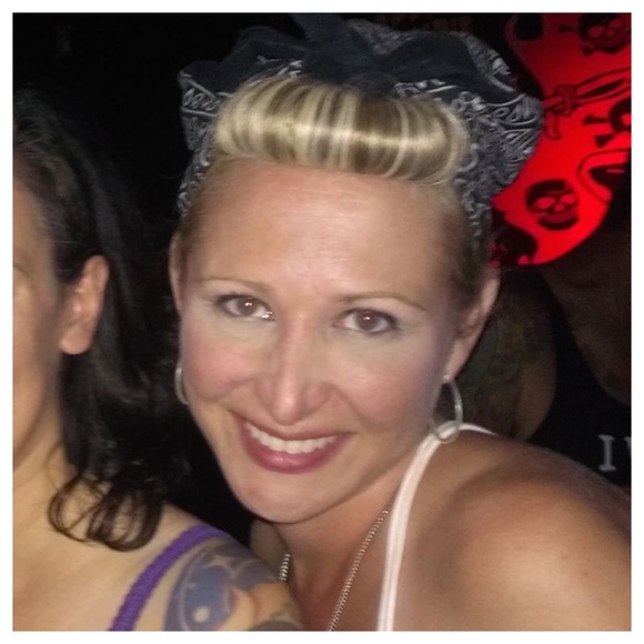 Meet your Posher, Rachel - Picture 13 of 14